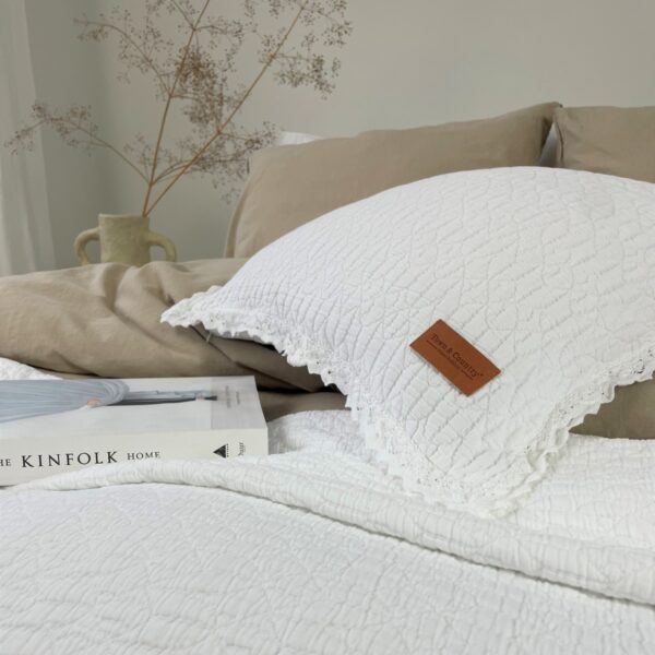 Town&Country Stonewashed Katoen Sprei – Carolina Wit