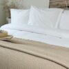 Town&Country Stonewashed Katoen Sprei – Carolina Zand